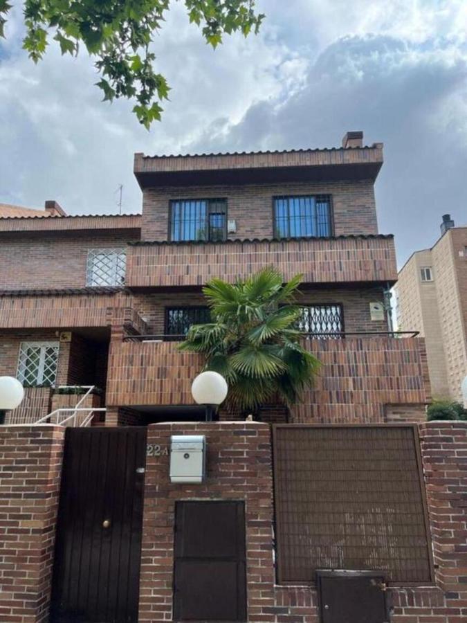 C5 Apartamento Lujo, Zona Exclusiva De Chamartin Madrid Exterior photo